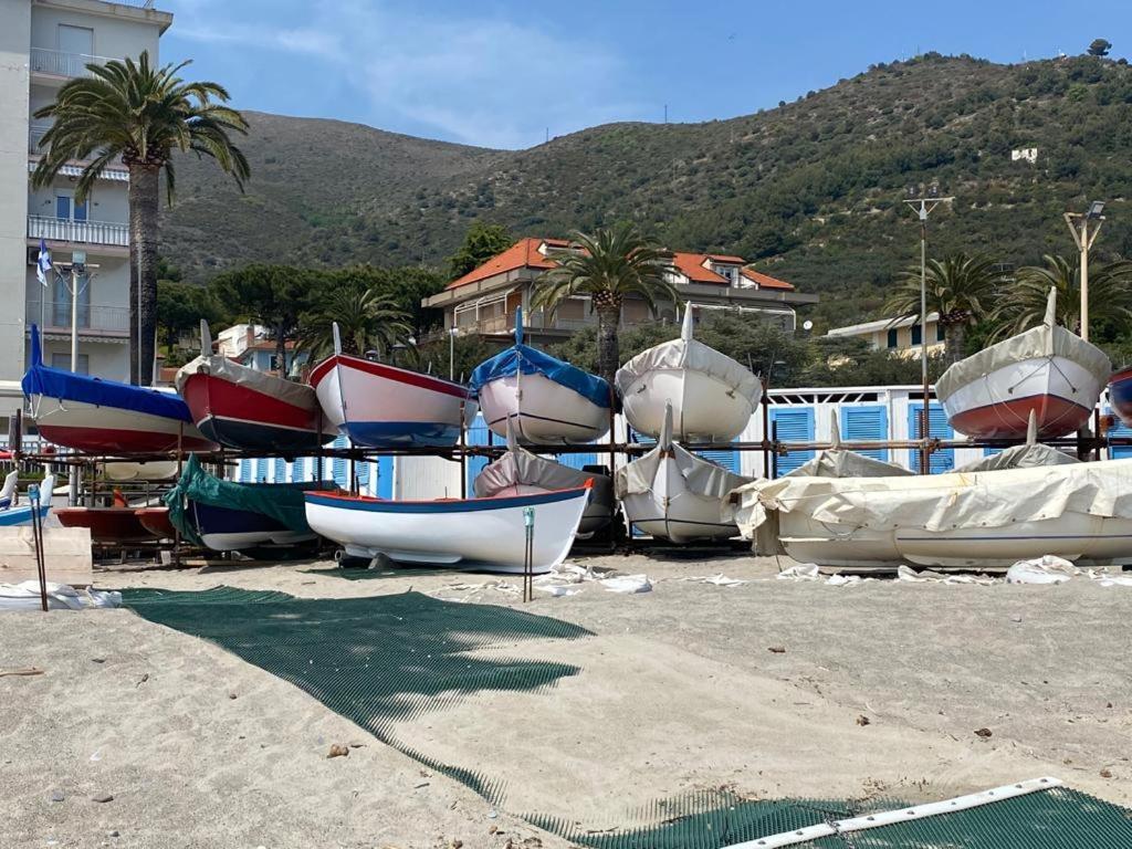 Villa Paolina Ceriale - App. 4 Posti Exterior foto